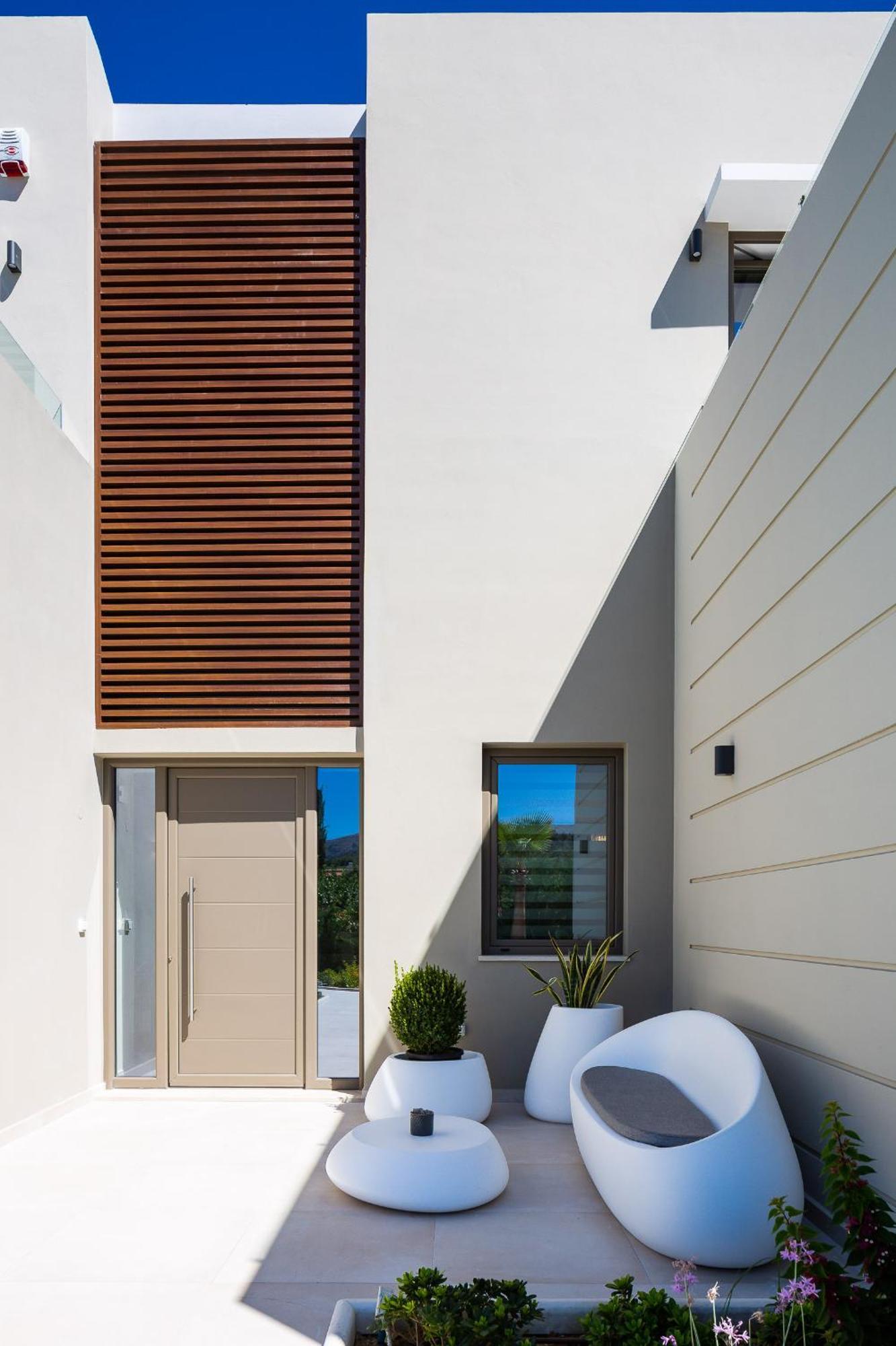 Vasilios Villa, With Pool, Gym & Close To Beach, By Thinkvilla Loutra Dış mekan fotoğraf