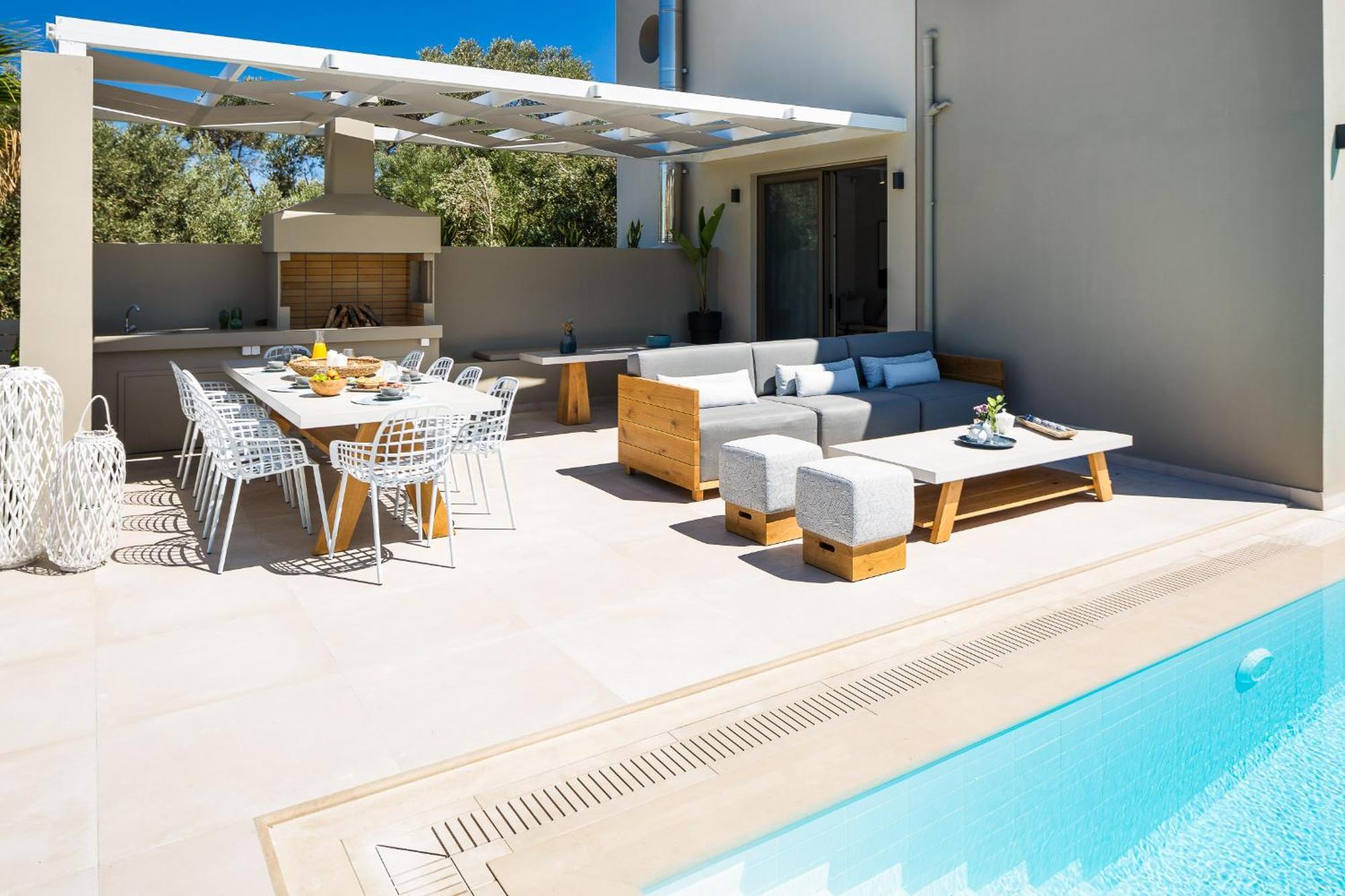 Vasilios Villa, With Pool, Gym & Close To Beach, By Thinkvilla Loutra Dış mekan fotoğraf