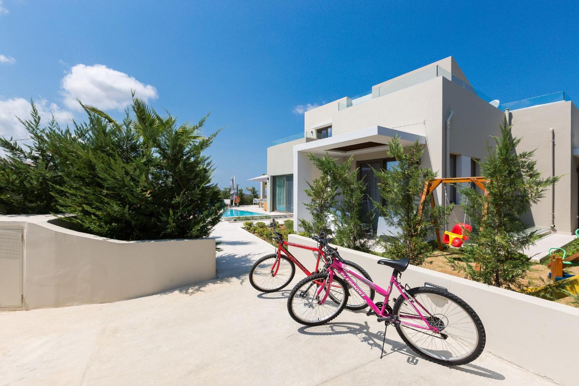 Vasilios Villa, With Pool, Gym & Close To Beach, By Thinkvilla Loutra Dış mekan fotoğraf