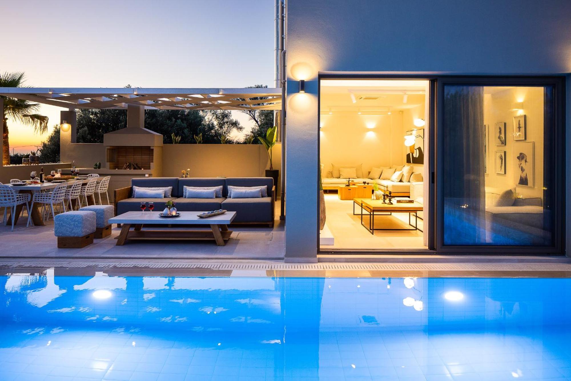 Vasilios Villa, With Pool, Gym & Close To Beach, By Thinkvilla Loutra Dış mekan fotoğraf