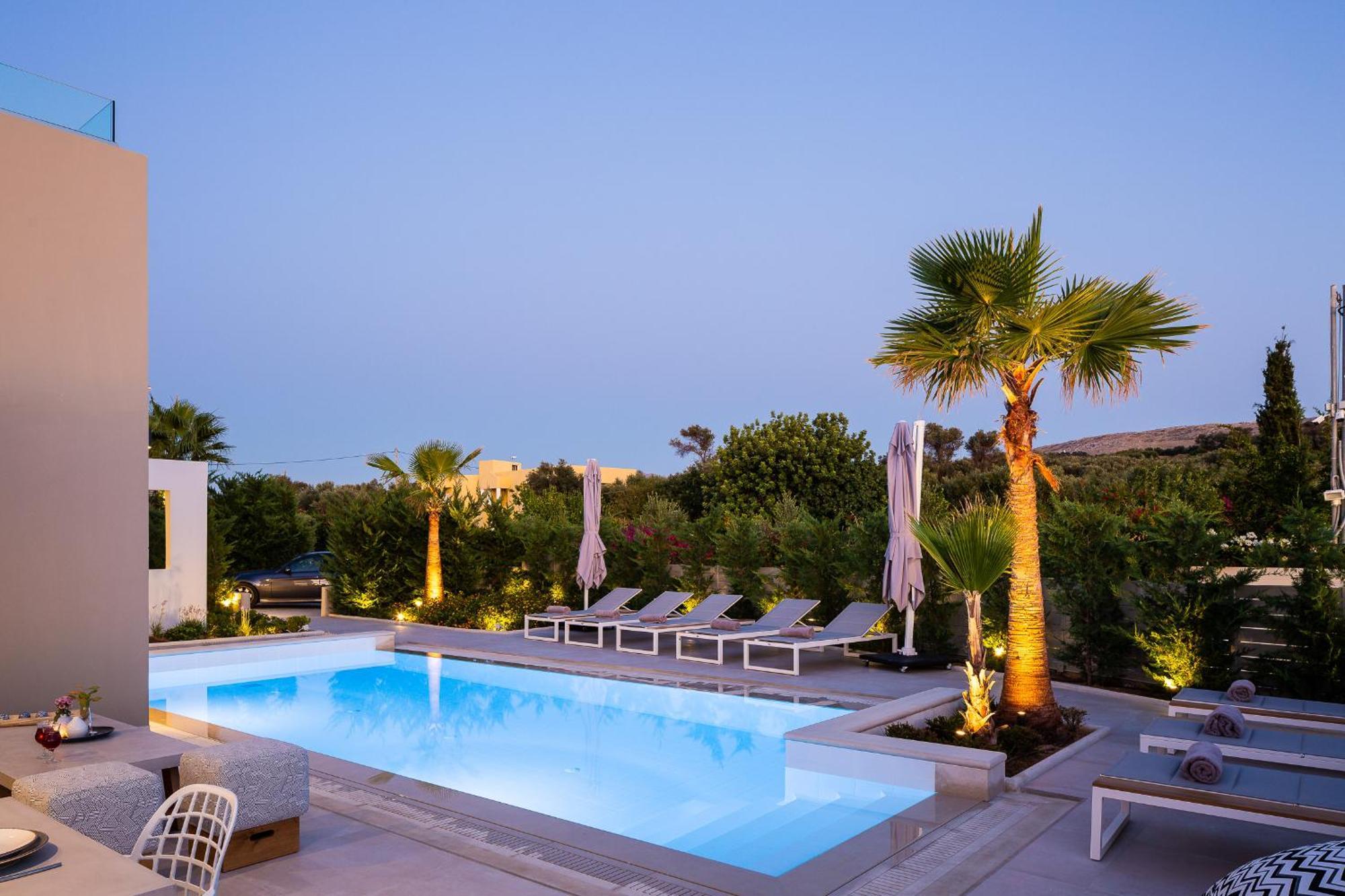 Vasilios Villa, With Pool, Gym & Close To Beach, By Thinkvilla Loutra Dış mekan fotoğraf