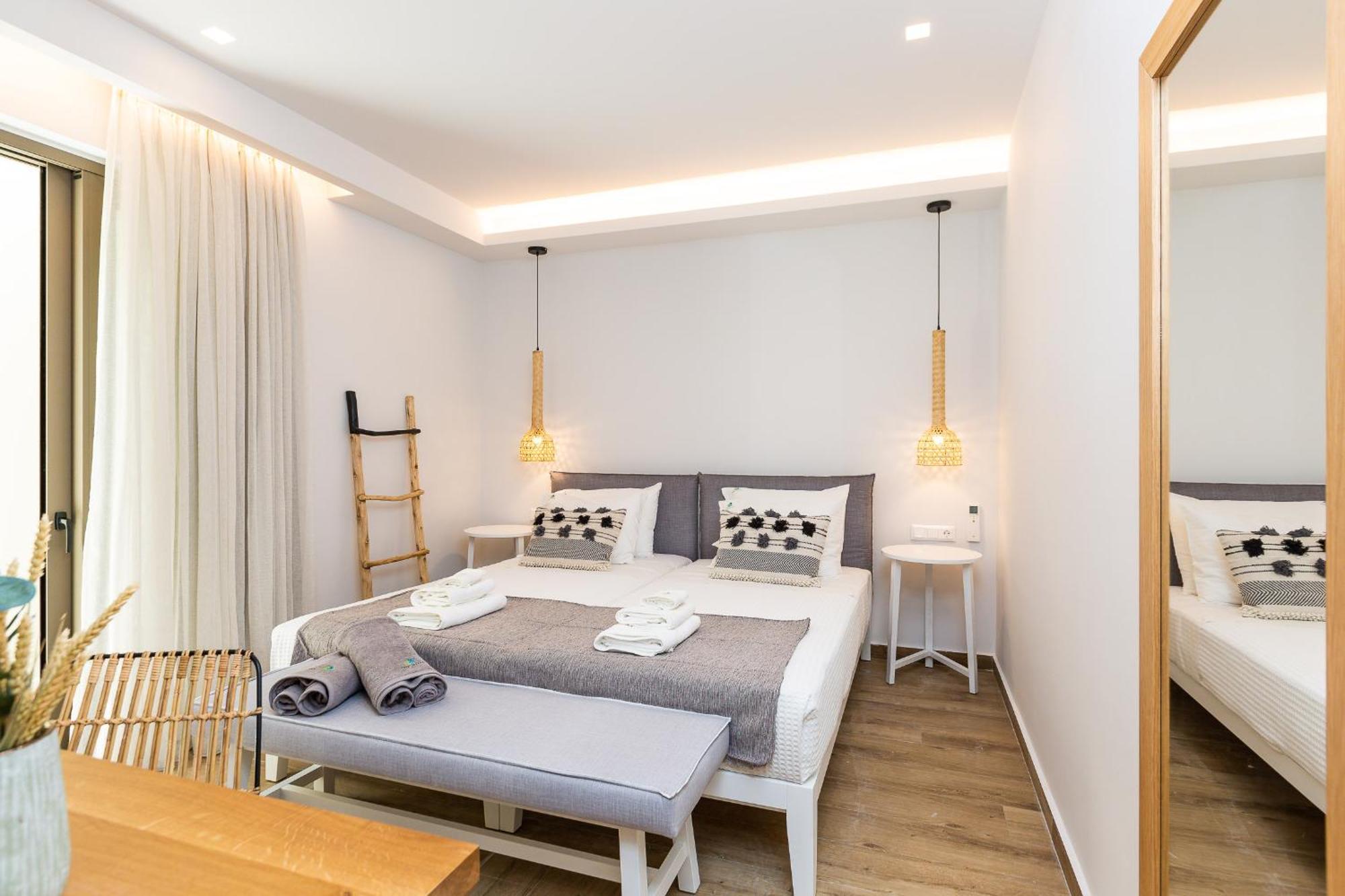 Vasilios Villa, With Pool, Gym & Close To Beach, By Thinkvilla Loutra Dış mekan fotoğraf