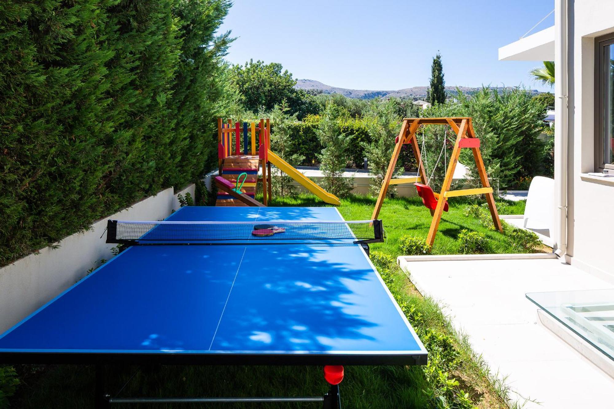 Vasilios Villa, With Pool, Gym & Close To Beach, By Thinkvilla Loutra Dış mekan fotoğraf