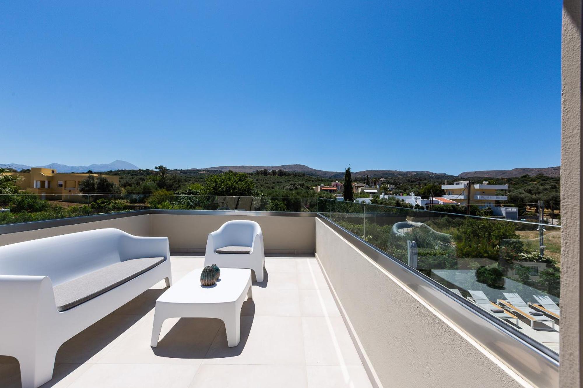 Vasilios Villa, With Pool, Gym & Close To Beach, By Thinkvilla Loutra Dış mekan fotoğraf
