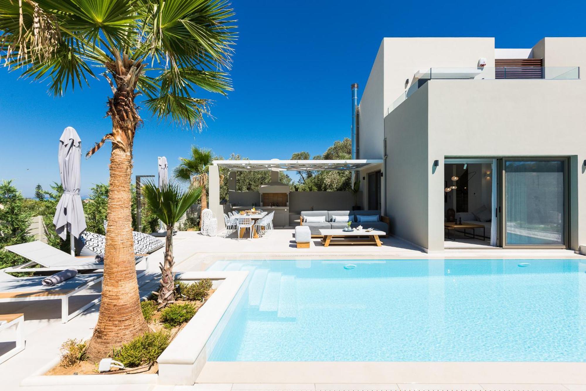 Vasilios Villa, With Pool, Gym & Close To Beach, By Thinkvilla Loutra Dış mekan fotoğraf